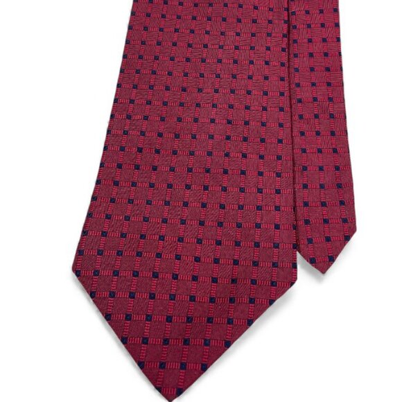 Nautica Silk Tie Burgundy Red Blue Geometric Cubes - Picture 1 of 6
